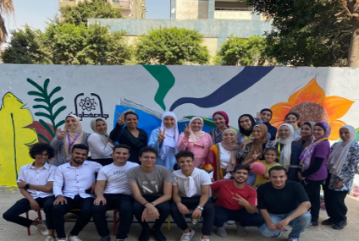 رسم جداريه بسور مدرسه مصر الحرة وإقامه ورش فنيه للأطفال